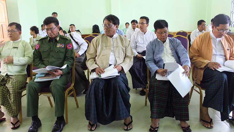 ခ်င္းတြင္းျမစ္တြင္း စီးဆင္းခဲ့သည့္ ေရမည္းကိစၥ စစ္ကိုင္းတိုင္းအစိုးရ ရွင္းလင္း