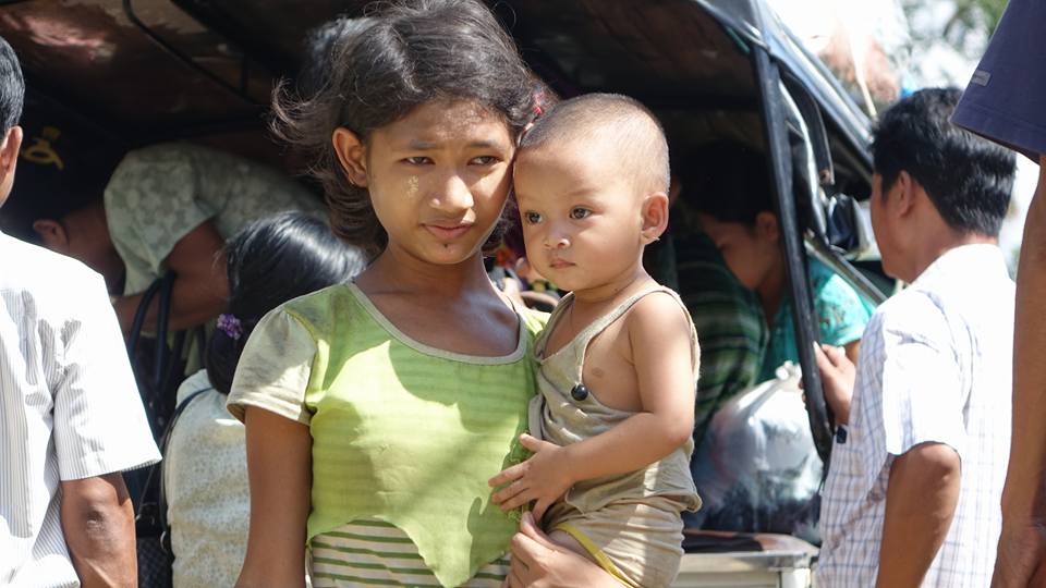 ရခိုင္တြင္ ထြက္ေျပးလာသူ ၈၀၀ ေက်ာ္ ရွိၿပီ