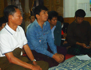 ဒုကၡသည္မ်ားထံ အကူအညီေရာက္ေရး ၈၈ မ်ိုးဆက္မ်ား လိုလား