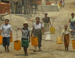 သံုးခြျမို့နယ္တြင္ ႐ြာေပါင္း ၄၀ ေက်ာ္ ေသာက္သံုးေရလိုအပ္