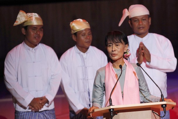 ရခိုင္ျပည္နယ္က ႐ုိဟင္ဂ်ာကိစၥ ေဒၚေအာင္ဆန္းစုၾကည္ ႐ွင္းလင္း