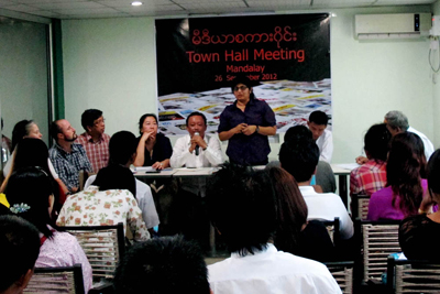 မီဒီယာစကား၀ုိင္း မနၱေလးျမို့တြင္ က်င္းပ (ဓာတ္ပုံ)
