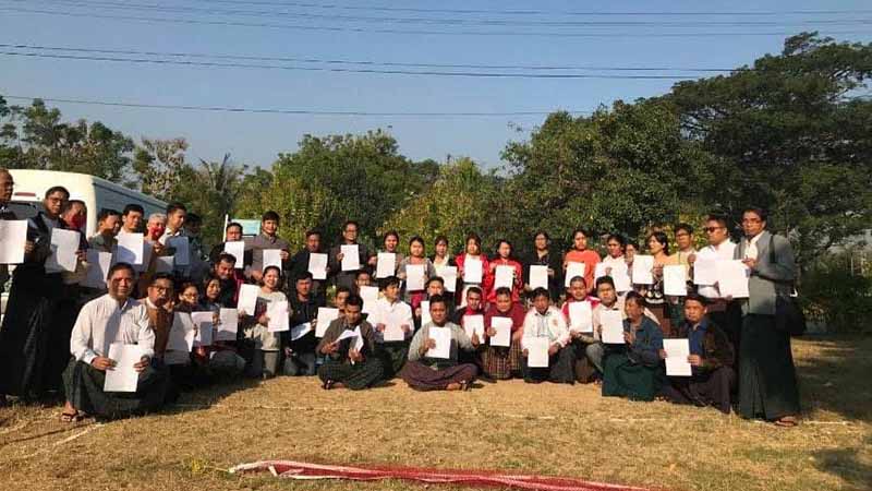 အာဏာသိမ်းမှုကိုလက်မခံဘဲ အန်အယ်လ်ဒီ ကိုယ်စားလှယ်များ လွှတ်တော်စတင်ခေါ်ယူ