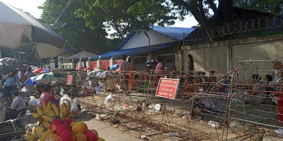 ထောင်ဝင်စာပို့ခွင့် ပြန်ဖွင့်ပြီးနောက် အင်းစိန်ထောင်တွင် ထောင်ဝင်စာပို့သူများပြား