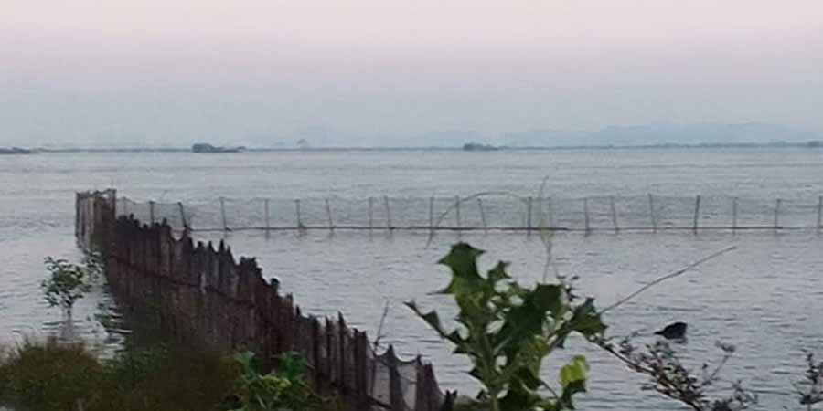 မင်းပြားနှင့်ကျောက်တော်ဒေသတွင် စစ်ရေယာဉ် ၆ စီး အင်အားတိုးချ