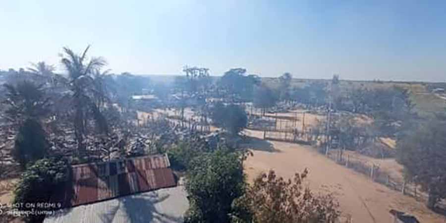 လက်ယက်ကုန်းရွာအပါအဝင် ဒီပဲယင်း ရွာ၆ ရွာကို စစ်တပ် မီးရှို့ ၊ နေအိမ် ၄၀၀ မီးလောင်ဆုံးရှုံး