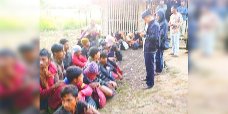 ဘိုကလေးမြို့နယ်တွင် သောင်တင်နေသည့် စက်လှေပေါ်က ရိုဟင်ဂျာ ၁၀၀ ကျော် ဖမ်းဆီးခံရ