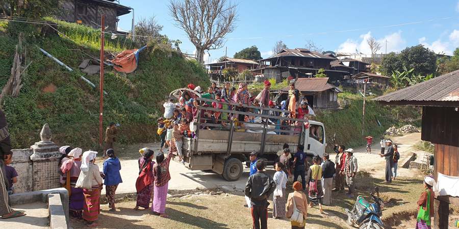 စစ်အာဏာသိမ်းမှုကြောင့် ပြည်တွင်း စစ်ပြေးဒုက္ခသည် ၂ သန်းနီးပါးရှိလာ