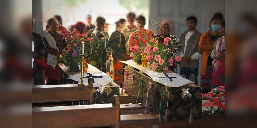 ဖယ်ခုံတိုက်ပွဲတွင် ကျဆုံးခဲ့သည့် ရဲဘော် ၃ ဦးကို အာဇာနည်သူရဲကောင်းများအဖြစ် ဂုဏ်ပြု (ဓာတ်ပုံ)
