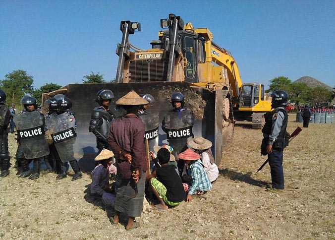 လက္ပံေတာင္းပဋိပကၡတြင္ ရဲပစ္ခတ္မႈေၾကာင့္ အမ်ဳိးသမီး ၁ ဦး ေသဆံုး၊ လူ ၂၀ ခန္႔ ဒဏ္ရာရ