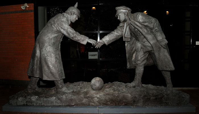 306598-wwi-truce-christmas700