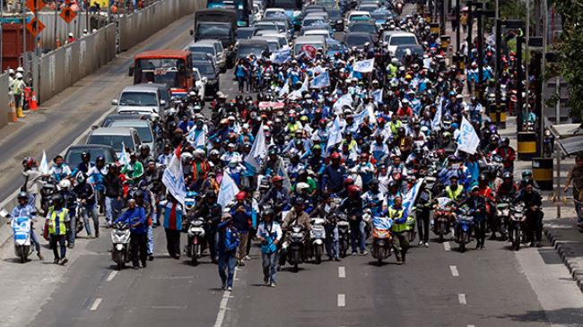 389638_Indonesia-protest