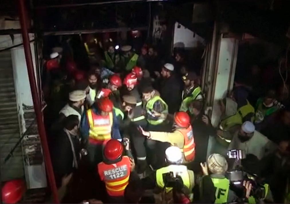 Blaze kills at least thirteen in Pakistan’s Lahore