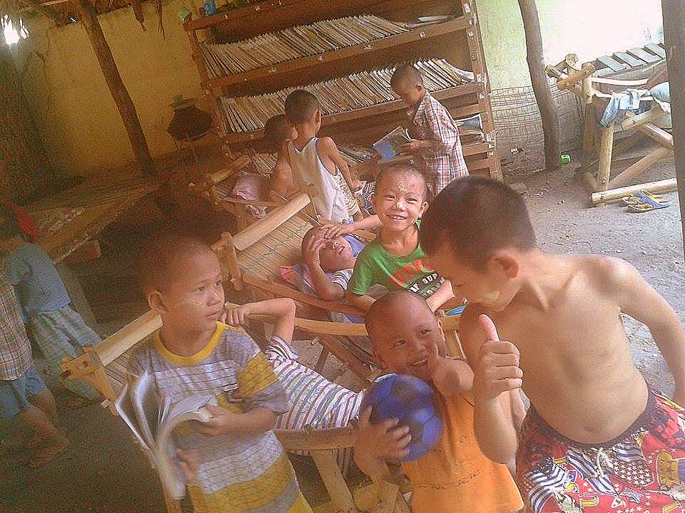 11793309_1455087424796119_1229867675_n