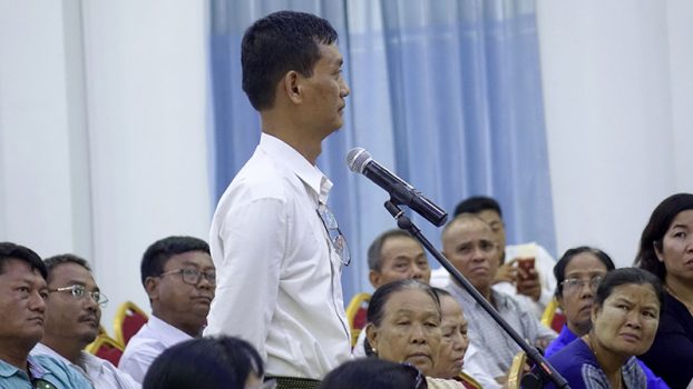 NLD representatiive meet people 3