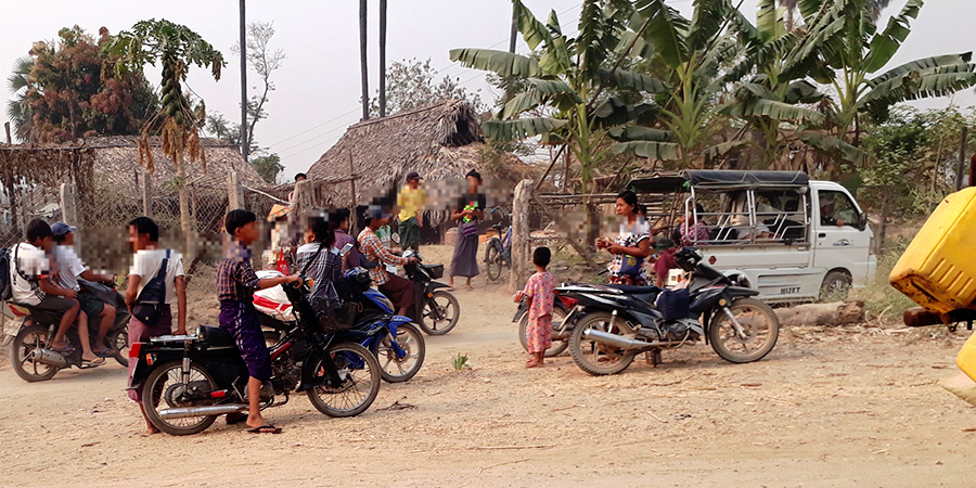 ယင်းမာပင်တွင် ​ကျောင်းထိုင်ဆရာ​တော်အပါအဝင် စစ်​ရှောင်ပြည်သူ ၈ ဦးကို စစ်​တပ်က ဖမ်းဆီး