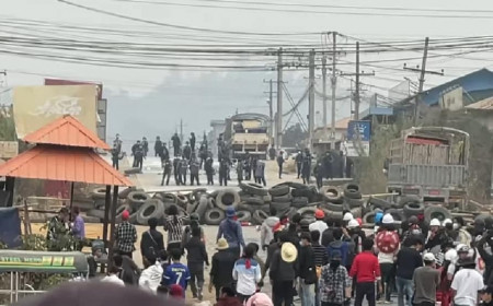 ဆန္ဒပြပြည်သူများ၏ သတ္တိနှင့်ဂုဏ်သိက္ခာကို လေးစားကြောင်း သံအမတ်ကြီးများ ပူးတွဲကြေညာ