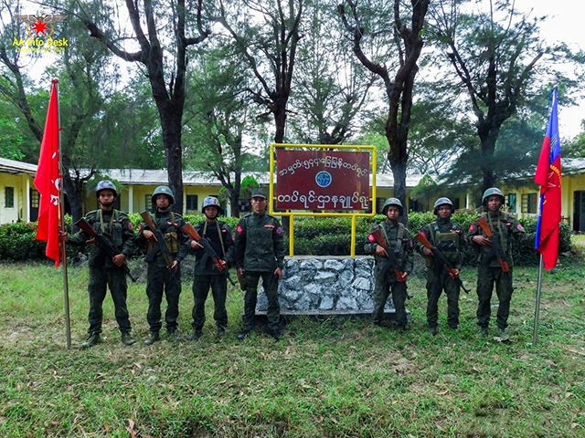 တောင်ကုတ်မြို့အနီးကို စစ်တပ်က ဂျက်တိုက်လေယာဉ် ၇ စင်းဖြင့် ဗုံးကြဲ