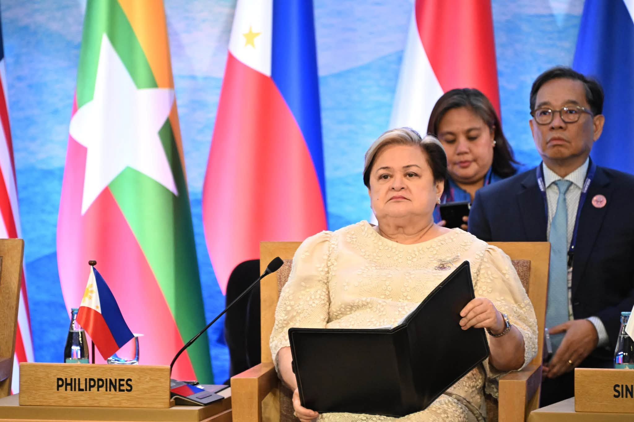 မြန်မာ့အရေး ဘန်ကောက် အစည်းအဝေး အပေါ် ဝေဖန်ချက် အာဆီယံ အထူးသံတမန် တုံ့ပြန် 