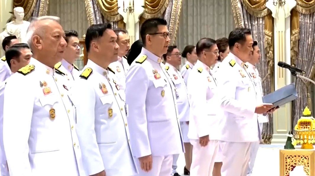 ထိုင်းဝန်ကြီးချုပ် အနုထင်းအစိုးရ ကျမ်းသစ္စာကျိန်ဆို၊ စွမ်းအင်ကုန်ကျစရိတ် ဝန်ထုပ်ဝန်ပိုး ဖြေရှင်း
