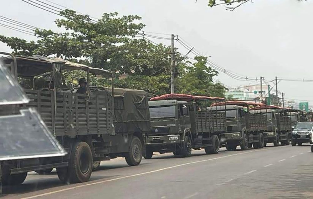 ဖလူး၊ မင်းလက်ပံကို အားဖြည့်ရန်လာသည့် စစ်ယာဉ် အစီး ၄၀ နီးပါး ဘားအံသို့ ပြန်ဆုတ်ခွာ