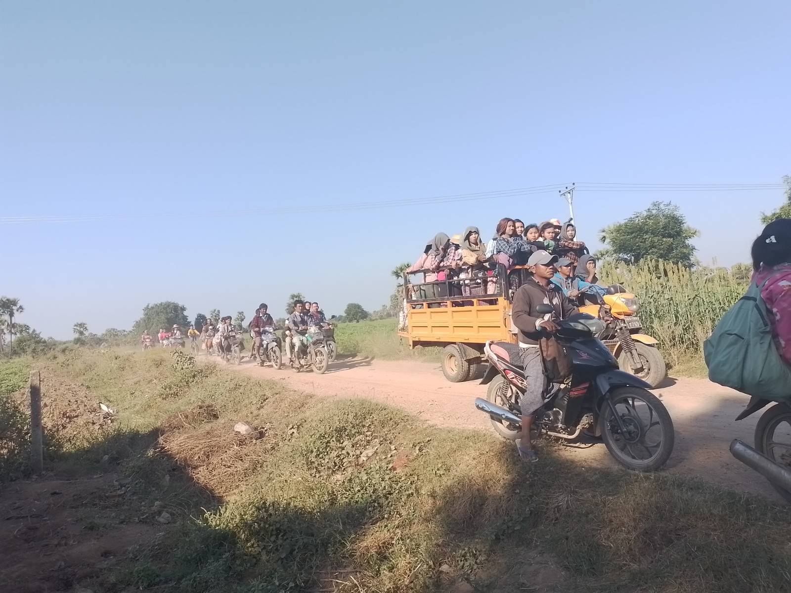 ဘုတလင်မြို့နယ်၌ စစ်တပ်က စစ်ကြောင်းထိုးလာသဖြင့် ရွာသားထောင်ချီ စစ်ရှောင်ထွက်ပြေး 