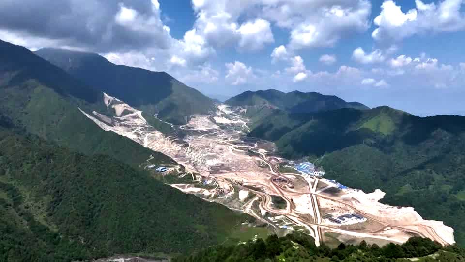 တရုတ်နိုင်ငံက ကမ္ဘာ့အကြီးဆုံး သတ္တုသိုက် ၁၄ ခု တွေ့ရှိ 