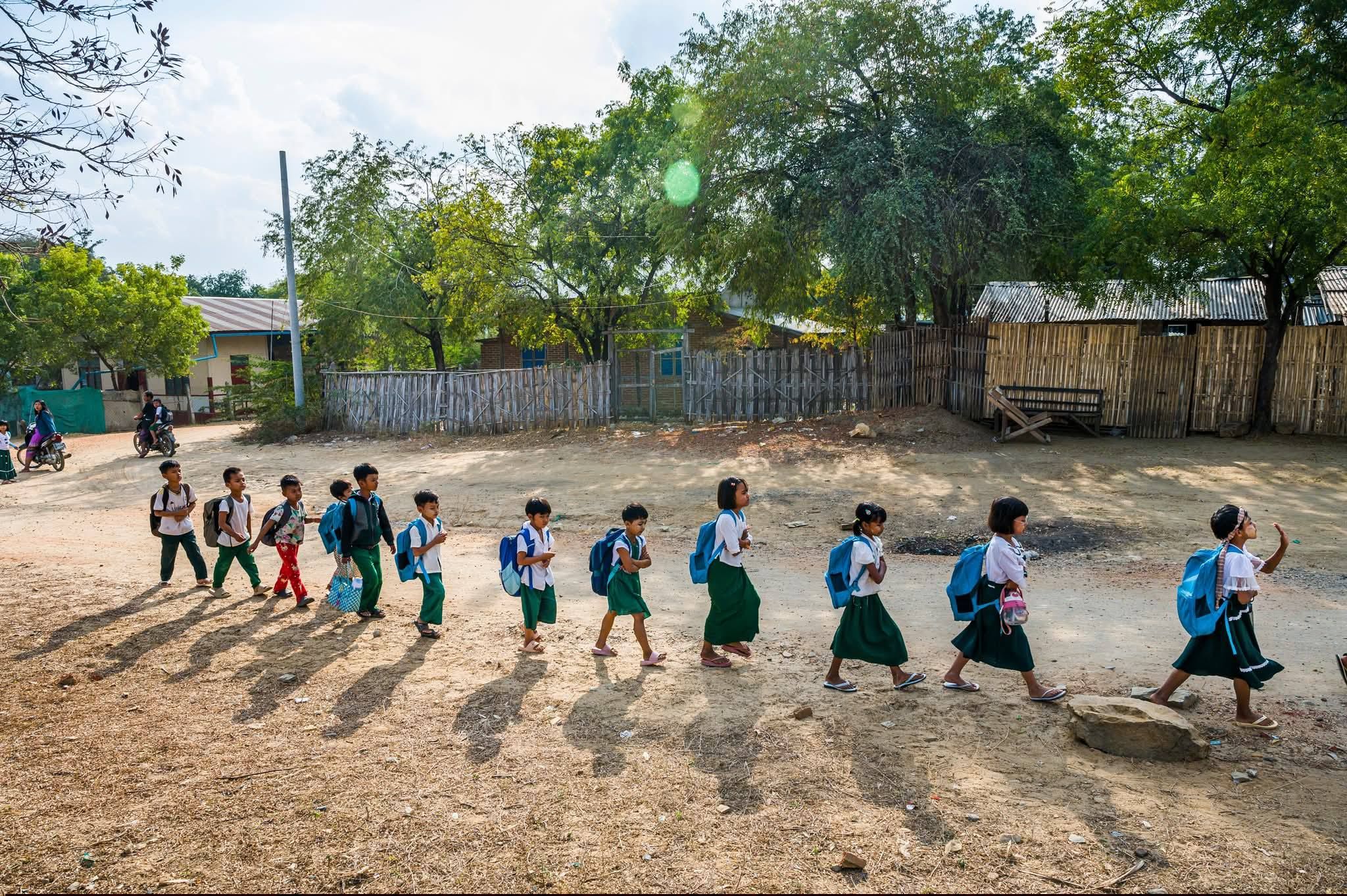 မြန်မာ ကလေးငယ် ၄ ဒသမ ၉ သန်း လူသားချင်းစာနာမှု အကူအညီလိုအပ်နေ