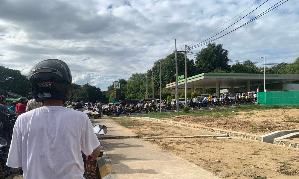 စက်သုံးဆီရောင်းချပေးမှု စစ်ကောင်စီ ထပ်မံ ကန့်သတ် ထုတ်ပြန်