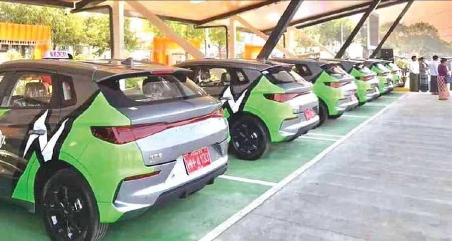 EV လျှပ်စစ်ကားများကို စစ်ကောင်စီ အခွန်စကောက်မည် 