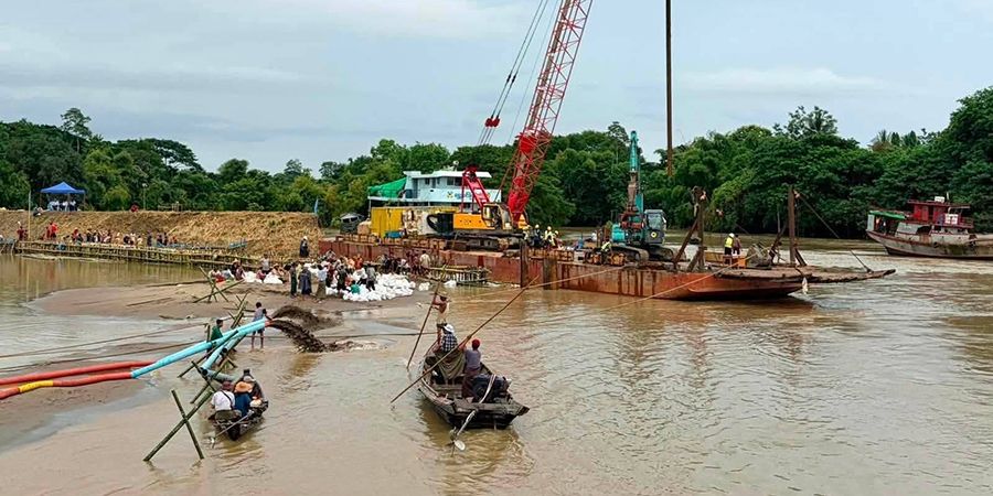 Photo: ဧရာဝတီတိုင်း စစ်အာဏာရှင်အစိုးရ