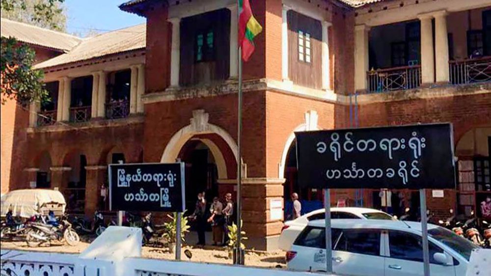 ဟင်္သာတတွင် ရခိုင်စစ်ရှောင် ၃ ဦး ထောင်ဒဏ် ၅ နှစ် ချမှတ်ခံရ