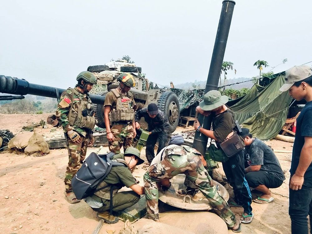 ၂၀၂၅  ဧပြီလဆန်း အင်းတော်မြို့သိမ်းတိုက်ပွဲမှတ်တမ်း။ (Photo: Indaw Revolution-IR)