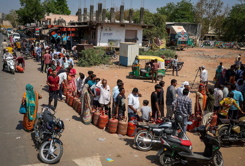 အိန္ဒိယတွင် ဂက်စ်ပြတ်လပ်မှုကြောင့် ဒေလီရောက် မြန်မာများ ဒုက္ခရောက်နေ