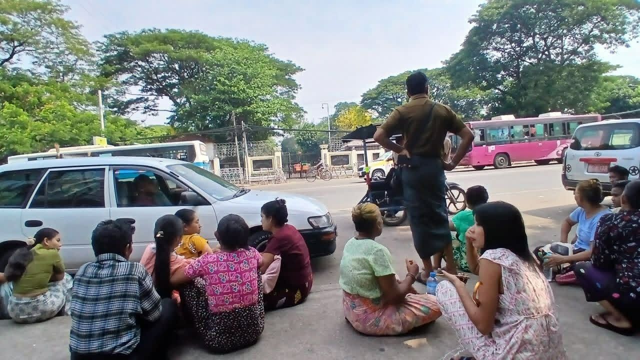 ရွေးကောက်ပွဲဥပဒေဖြင့် ဖမ်းဆီးခံရသည့် ဒါရိုက်တာ ၂ ဦး လွတ်မြောက် 
