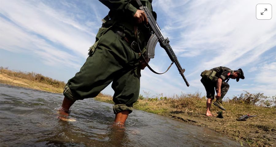   ရွှေကူမြို့အဝင်လမ်းနှင့် ငါးအိုး-ရွှေကူလမ်းပိတ်၊ မြို့နေပြည်သူများ တိမ်းရှောင်ရန် KIA သတိပေး
