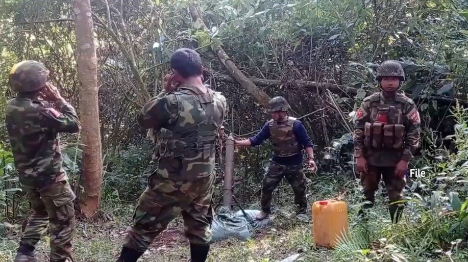 ဗန်းမော်တွင် KIA ဘက်က မိုးစိန်းကျွန်းကို တိုက်ခိုက်၊ စစ်တပ်က မံစီကို ထိုးစစ်ဆင်ရန် ပြင်ဆင်