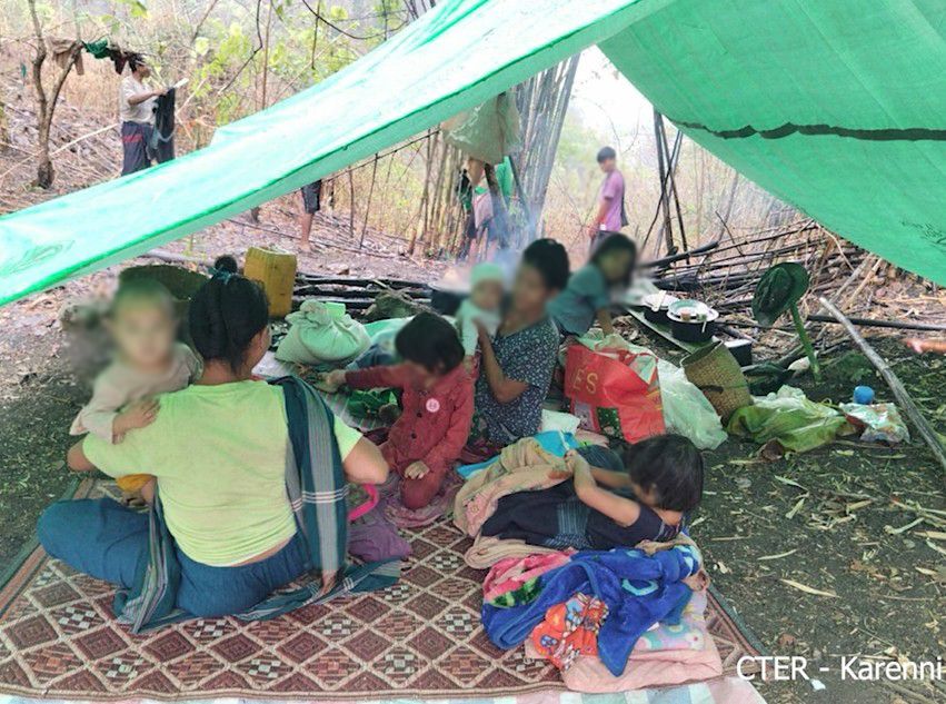 အရေးပေါ် ထပ်ဆင့်စစ်ရှောင်နေရသည့် ကရင်နီဒေသခံ ၁,၀၀၀ ကျော်အတွက် အကူအညီလိုအပ်