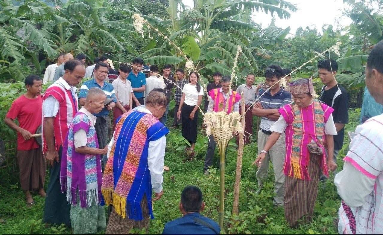 ပုဏ္ဏားကျွန်းတွင် ခမီရိုးရာ ယာဟင်းကိုင်ပွဲ ကျင်းပ (ဓာတ်ပုံ)