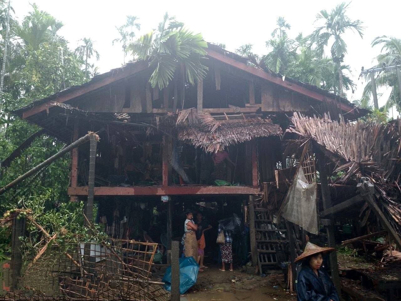 ကျိန္တလီကို စစ်‌တပ် ဗုံးကြဲသဖြင့် ဒေသခံ ၂ ‌ဦး ဒဏ်ရာရ