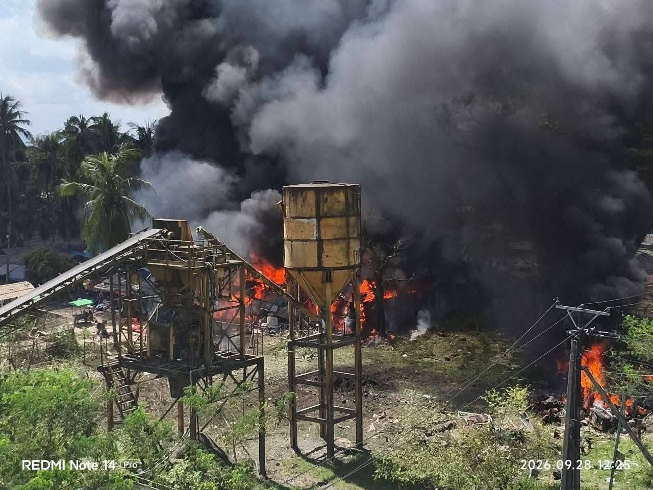 ကျောက်တော်က အိန္ဒိယဈေးအနီးကို စစ်တပ် ဗုံးကြဲ၊ အများအပြား သေဆုံးဒဏ်ရာရ 