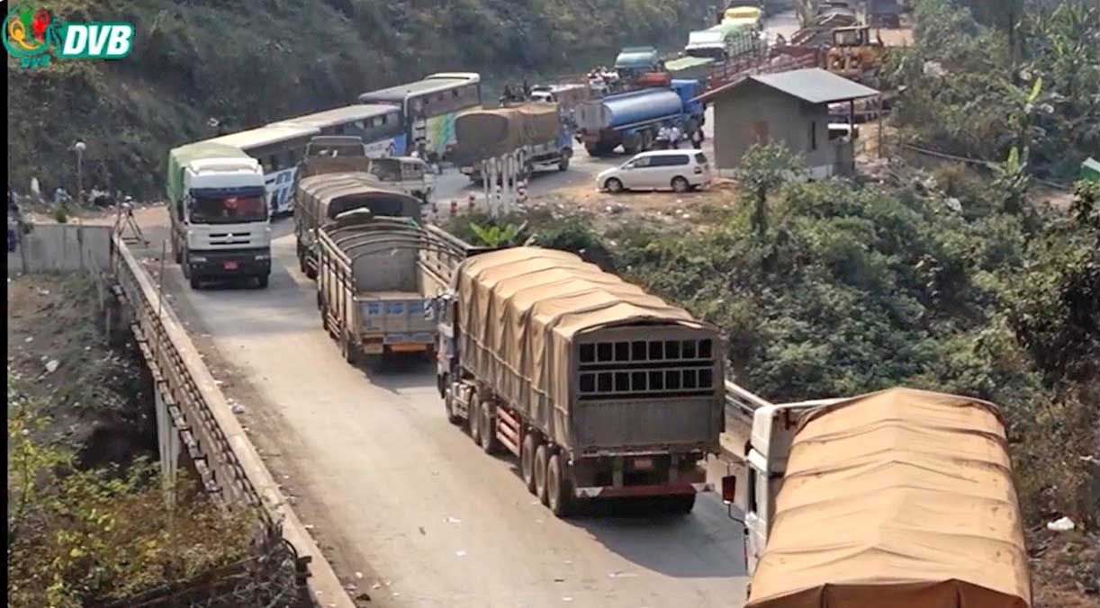 လားရှိုး-မူဆယ် ကားလမ်း (ပုံဟောင်း)။ Photo: DVB