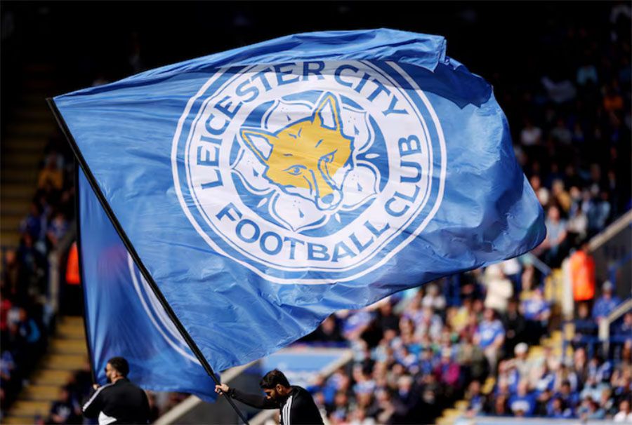 လက်စတာစီးတီး ဘဏ္ဍာရေး အကျပ်အတည်းဆိုက်နေ