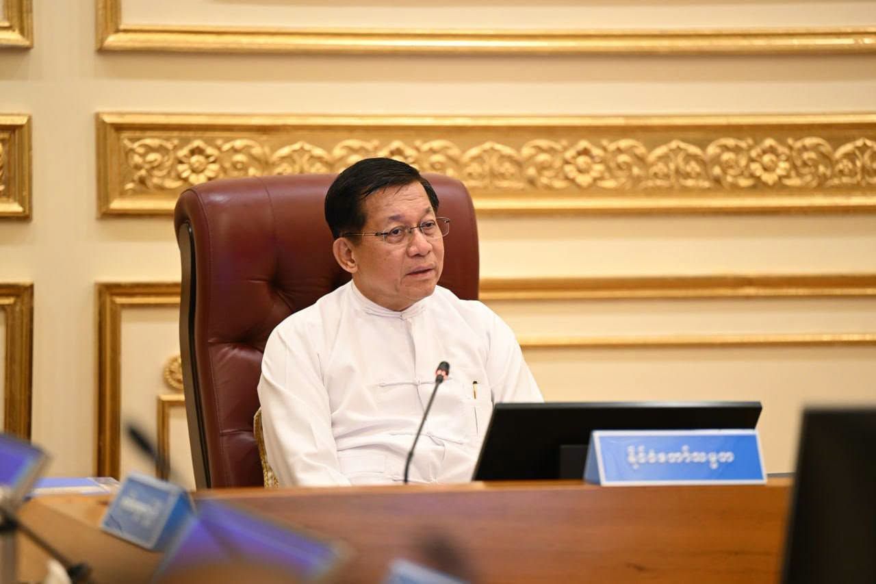 စစ်အာဏာရှင်က ဒုဝန်ကြီးများကို ရာထူးနေရာပြောင်းလဲ 
