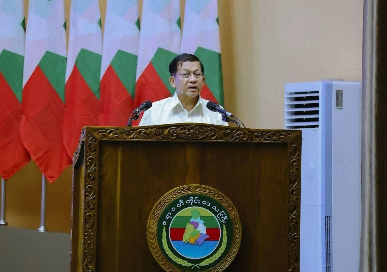 ဧရာဝတီတိုင်းသို့ စစ်အာဏာရှင်သမ္မတ လာခဲ့သော်လည်း တိုက်ပွဲရှိသည့် လေးမျက်နှာသို့ မသွား