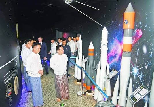 စစ်အာဏာရှင်ရဲ့ အာကာသစီမံကိန်းက ပြည်သူကို စောင့်ကြည့်ဖိနှိပ်ရေးယန္တရားတခု ဖြစ်လာမလား 