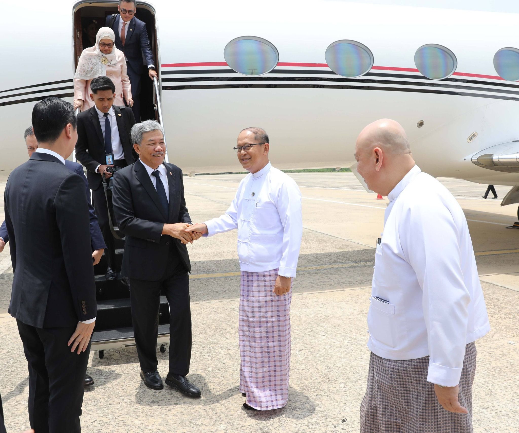 မြန်မာစစ်အာဏာရှင်ဘက်က အပြုသဘောဆောင်လက္ခဏာတွေ့ခဲ့ရဟု မလေးရှားဝန်ကြီးပြော 