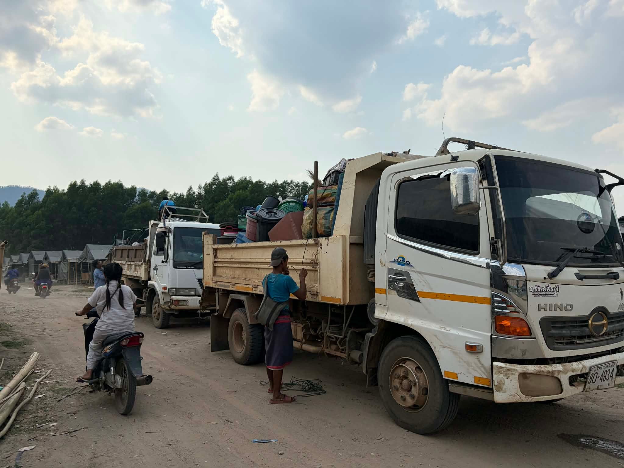 စစ်တပ်က ဒရုန်းဖြင့်တိုက်ခိုက်မှုကြောင့် ပလောတပို့ (မိုးပြာ) စစ်ရှောင်စခန်းတခုလုံး ပြောင်းရွှေ့ရ
