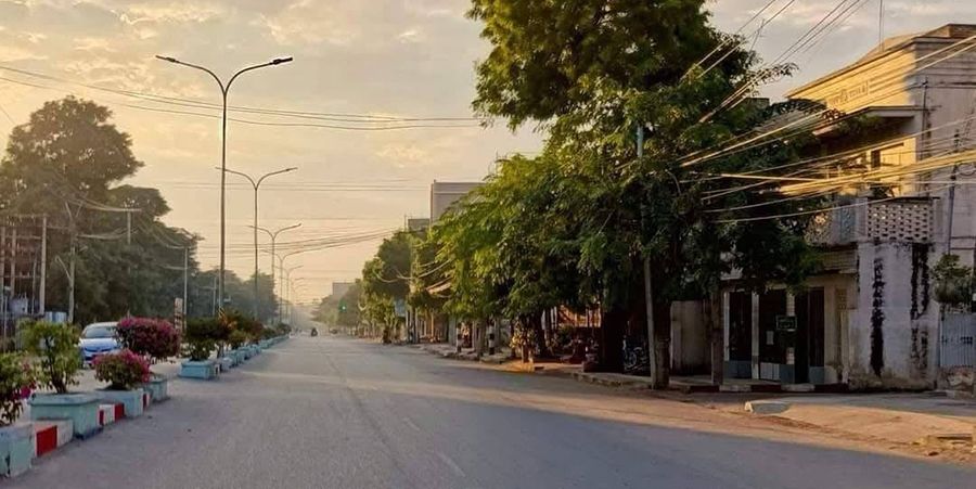 ပေါ်တာပိုဆွဲနိုင်သူကို ရာထူးတိုးပေးမည်ဆိုသဖြင့် မုံရွာတွင် အဖမ်းအဆီးပိုများ