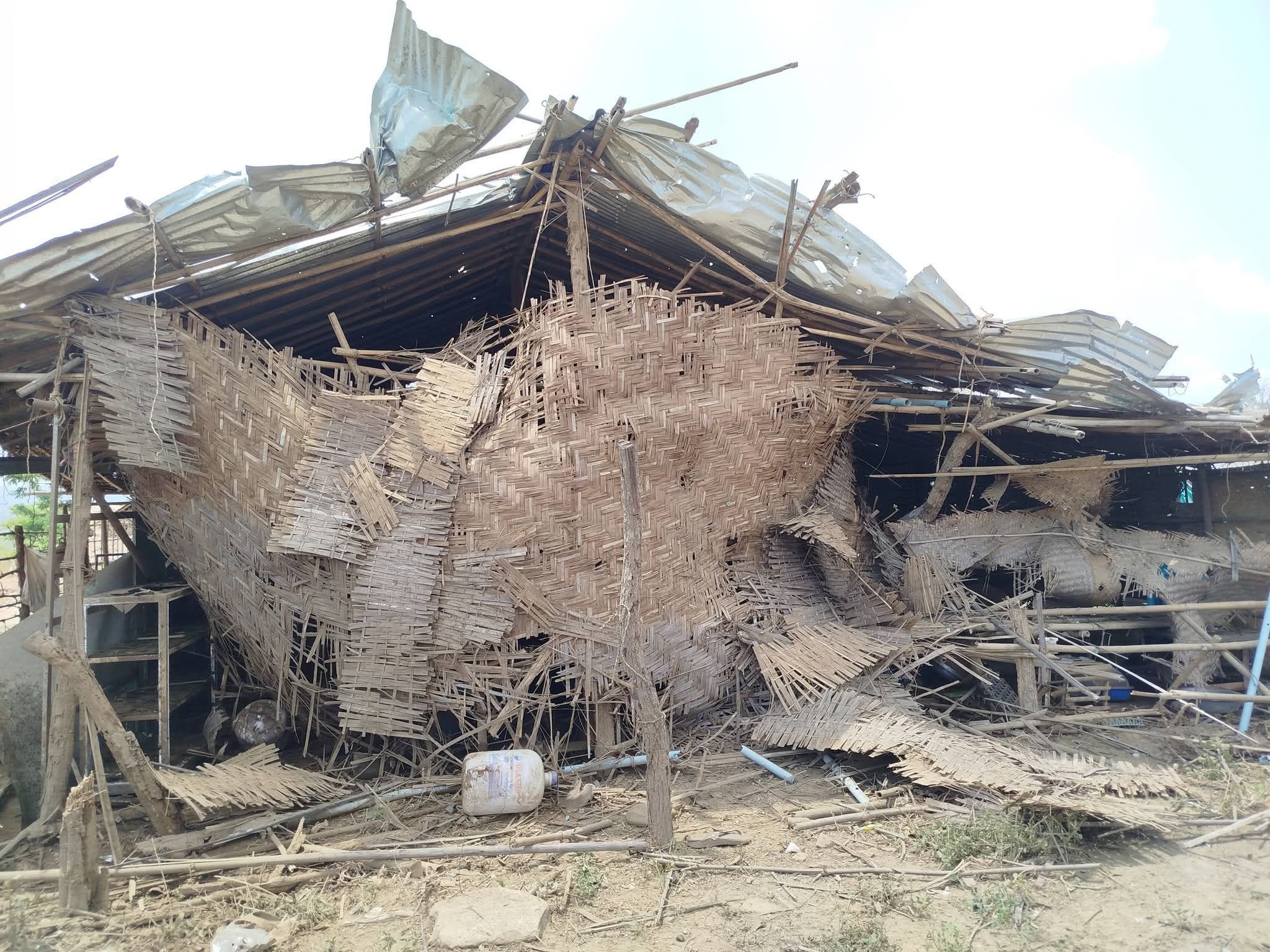 ရွှေဘိုတွင် စစ်တပ်က စခန်းမကျရေး လေကြောင်းမှကာကွယ်၊ လက်ပံတို ရေနံမြေကို ဗုံးကြဲ